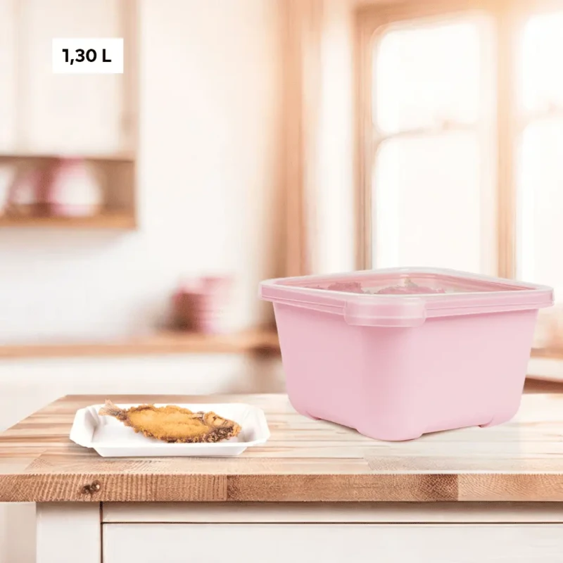 Set of 3 pink food containers ideal size for everyday use