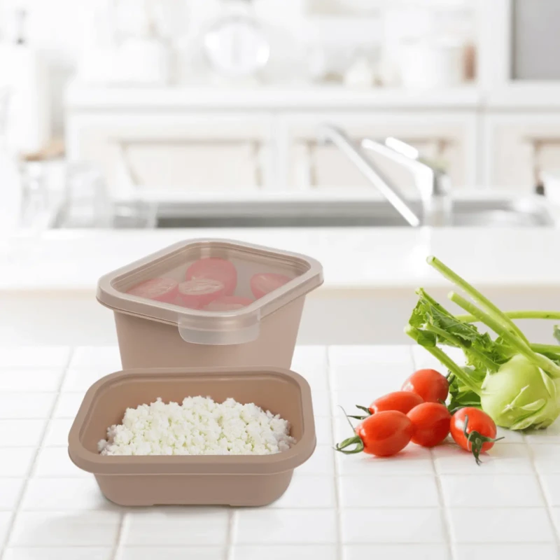Versatile set of 5 food beige containers